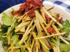-雪熊哈尔滨烧烤·精酿啤酒·砂锅(中央胜境店)