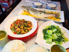 -京城小江南·北京烤鸭·江南土菜·白鱼(中关村店)