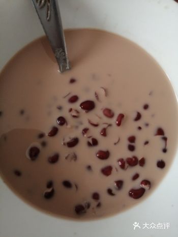 夏日减脂菜谱之黑糖红豆牛奶 准备材料：红豆100克