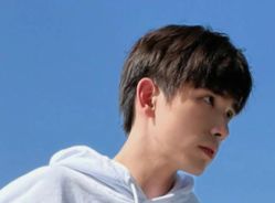 -丝语萱形象