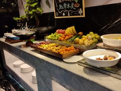 自助取餐区-绮梦西湖·云端餐厅(歌德店)