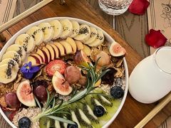 -Mark&Mars Restaurant