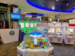 -反斗乐园π·电玩·高空拓展·蹦床(龙华天虹店)