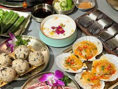 -围炉肉舍•炭烤活鳗•丹东海鲜烤肉(步行街店)