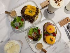 芝士肥牛吐司-光明悠焙(豫园店)