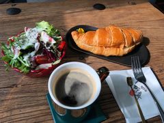 -84那年咖啡馆(李沧万达店)