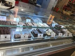 面包甜点陈列柜-VENCHI 闻绮(北京国贸商城店)