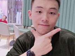 -奈雪的茶(亨特国际广场店)