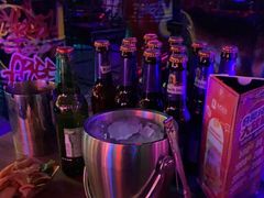 -UP嘻哈酒吧(粉巢店)
