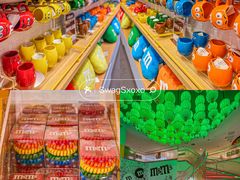 -m豆巧克力世界(上海世茂广场店)