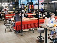 大堂-麦当劳(龙之梦购物中心店)