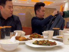 -白金汉爵大酒店-24小时餐厅