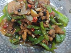-湖南人家湘菜馆(镇江路店)