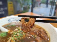 老卤肥肠面-囿面传统制面馆(中央路店)