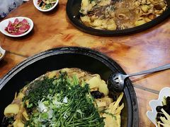 铁锅炖笨鸡-大程子东北铁锅炖(道义店)