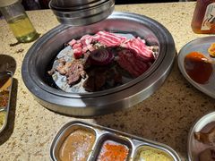 -姜胖胖韩式自助烤肉(光明万达店)