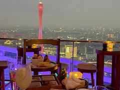 -广州柏悦酒店·悦吧·顶楼露天酒吧