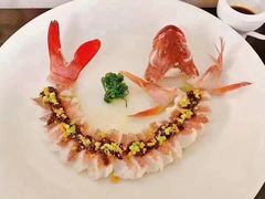 -醉辉皇上海之巅(上海中心大厦店)