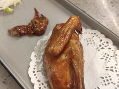 -郑猛记石岐鸽主题餐厅(长江店)