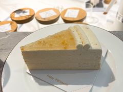 -Fridi Patisserie Cafe