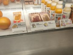 面包甜点陈列柜-喜茶(中山利和新地店)
