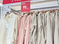 -优衣库(广州番禺万达广场店)