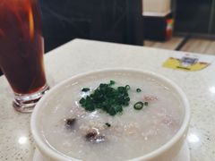 -明记港式烧腊茶餐厅(下沙店)