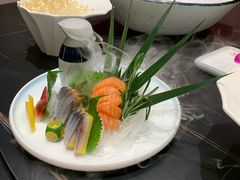 -鼎泰亨·海鲜牛肉餐厅(滨江店)