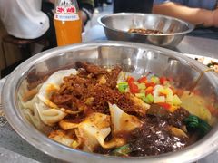 优质biangbiang面-玲玲面屋