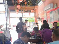 大堂-荣记煲仔饭(高庙路店)