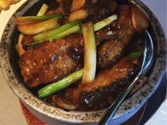 石锅多宝鱼-T館·花园艺术餐厅