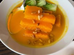 松籽上汤烩金瓜-广州柏悦酒店·悦景轩·粤菜餐厅