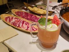 -左庭右院鲜牛肉火锅(金山万达店)