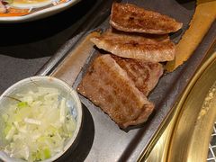 -铭牛烧肉·和牛海鲜自助(高新月牙湖店)
