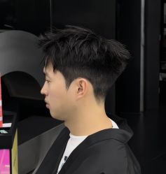 -尤司男士国潮理发馆