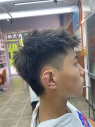 -贝勒爷专业男发