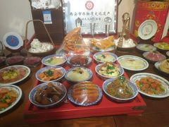 -蓝田九大碗民俗食府(蓝田店)