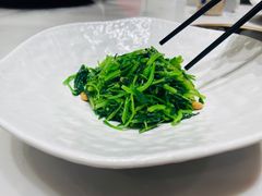 -泓历皇朝酒店(东亭店)