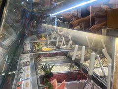 -Gelateria Dondoli