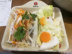 -李先生牛肉面大王(上海站南广场店)