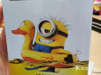 品牌:高姿蜂巢水库水光保湿提亮面膜 价格:99元