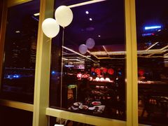 -大中华希尔顿酒店-念自助餐·嗨啤·小龙虾