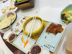 -沪华海鲜大酒楼(南汇店)