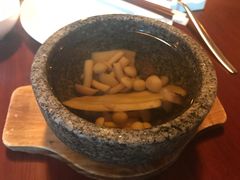 石锅清泉鲜菌汇-解香楼(八盘岭路店)