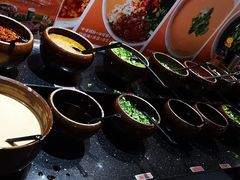 -呷哺呷哺(万达新世界店)
