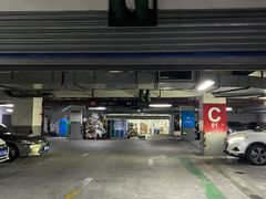 -绿地·新都会-地下停车场