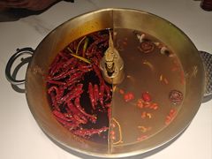 -小龙翻大江文化火锅(宽窄店)