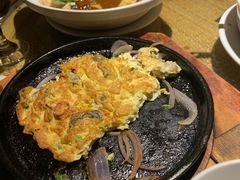 生蚝炒鸡蛋-渝信川菜 · 川味家常菜(长安店)