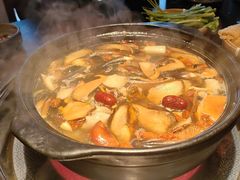 -芸鲜季·云南野生菌餐厅· 云南风物味研社(闵行店)
