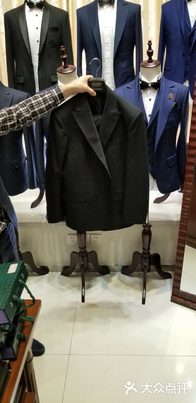 琥威特西服礼服高级定制(新街口店)-图片-南京-大众点评网